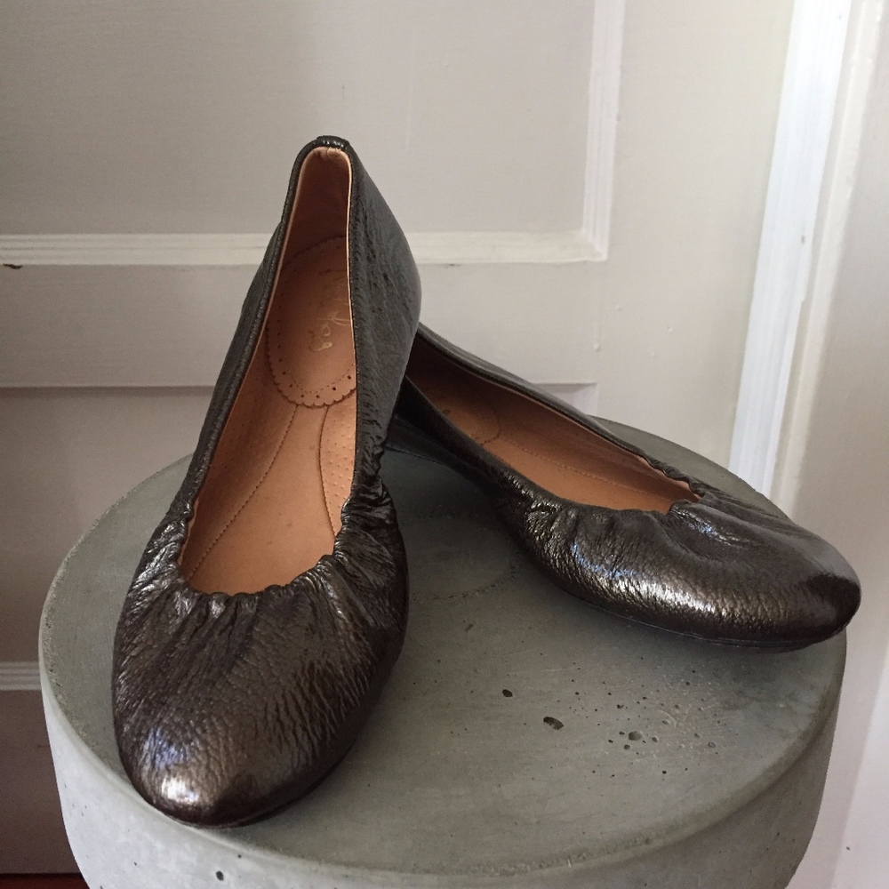 Dark Silver Metallic Ballet Flats Made in Spain 37